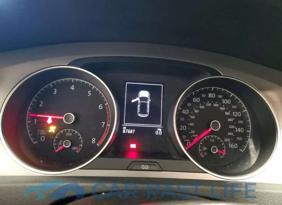 3VW117AU3HM037674# 9