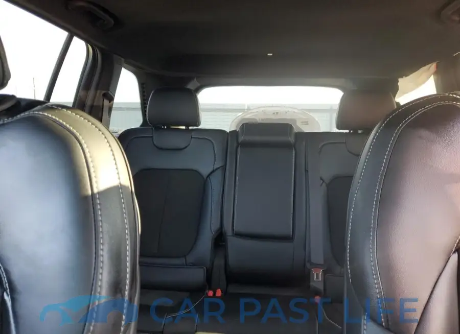 1C4RJHAG9RC255210# 10