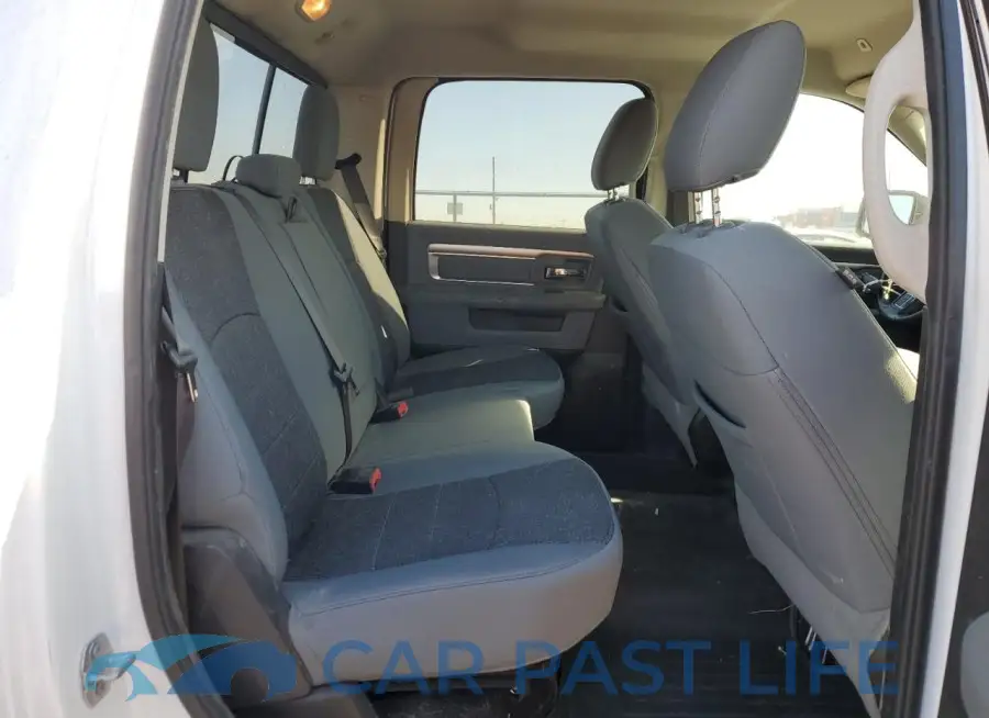 1C6RR6LT6KS600932# 10