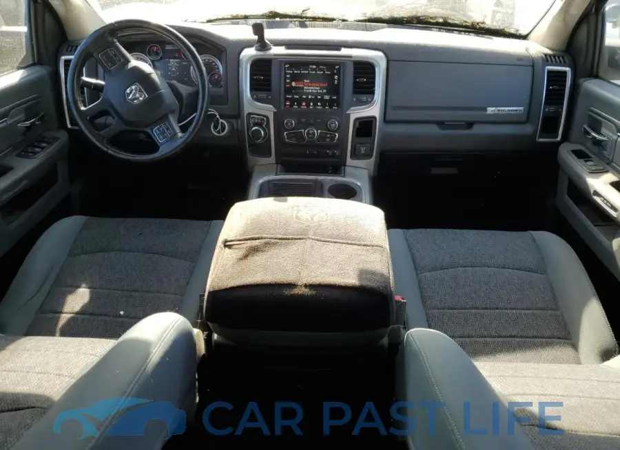 1C6RR6LT6KS600932# 8