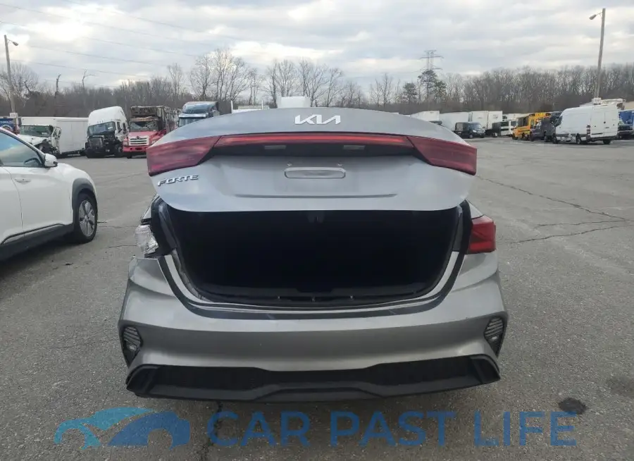 3KPF24AD4RE749062# 6