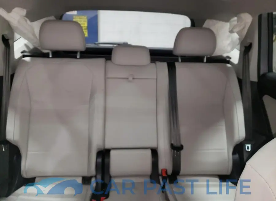 3VV2B7AX5LM083645# 10