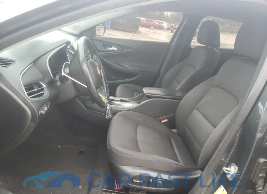 1G1ZD5ST2JF152563# 7