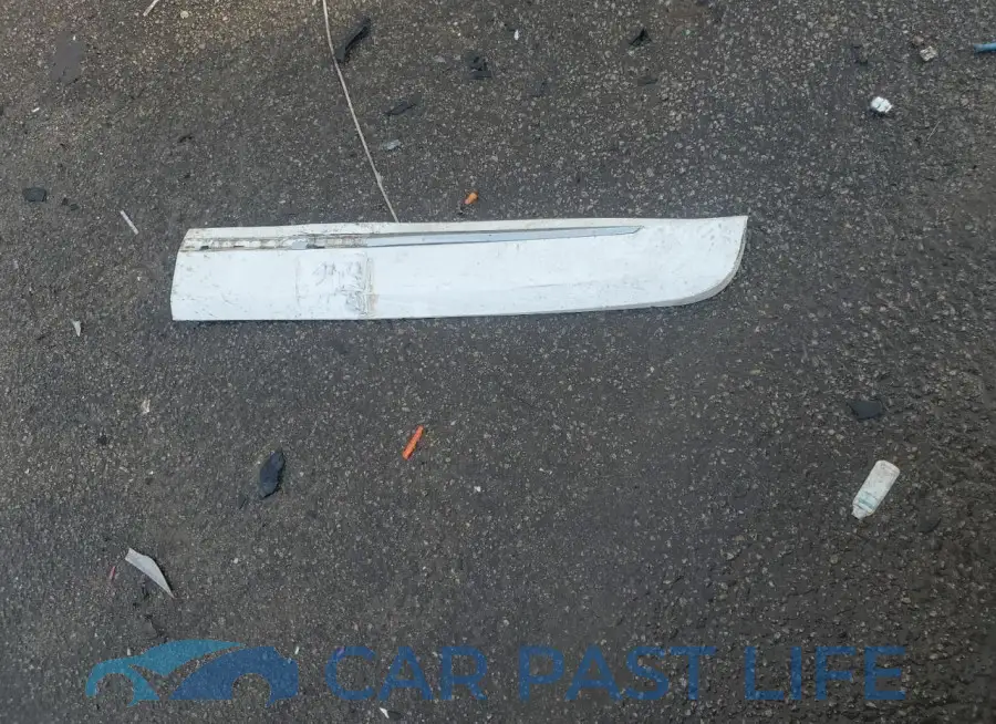 1GNEVKKW9PJ136725# 13