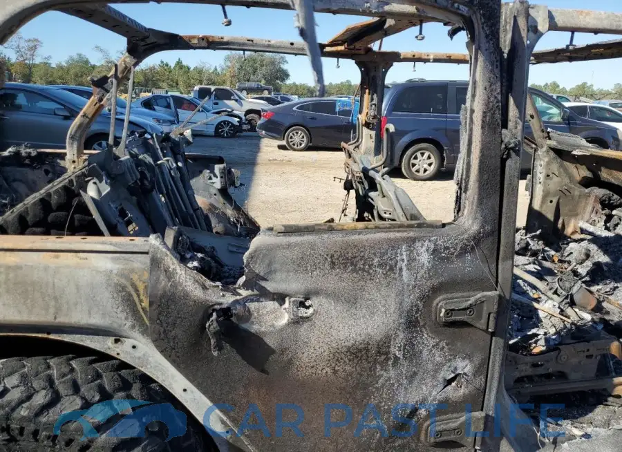 1C4HJXDN3PW509506# 11
