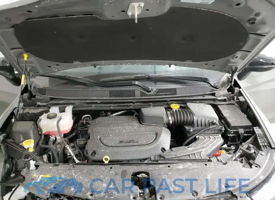 2C4RC1BG1SR504452# 12