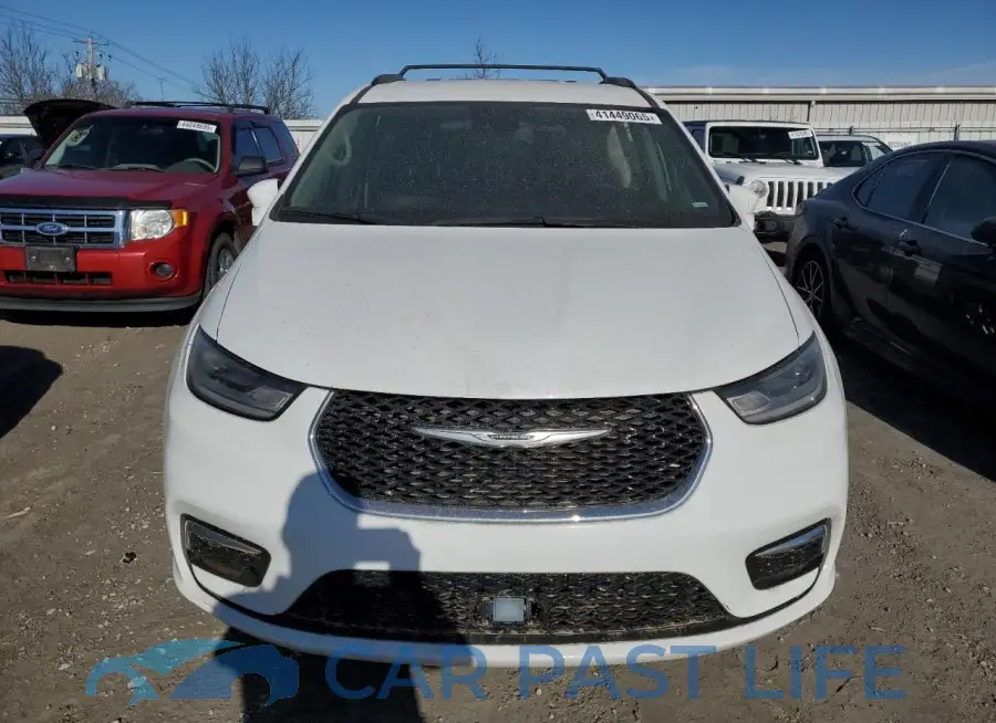 2C4RC1BG2NR117235# 5