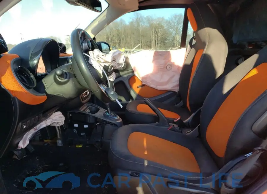 WMEFK9BA7JK279825# 7