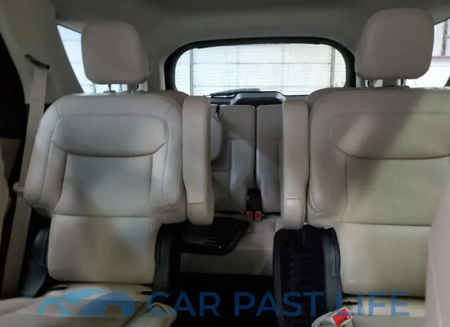 1FM5K8FW6MNA16704# 10