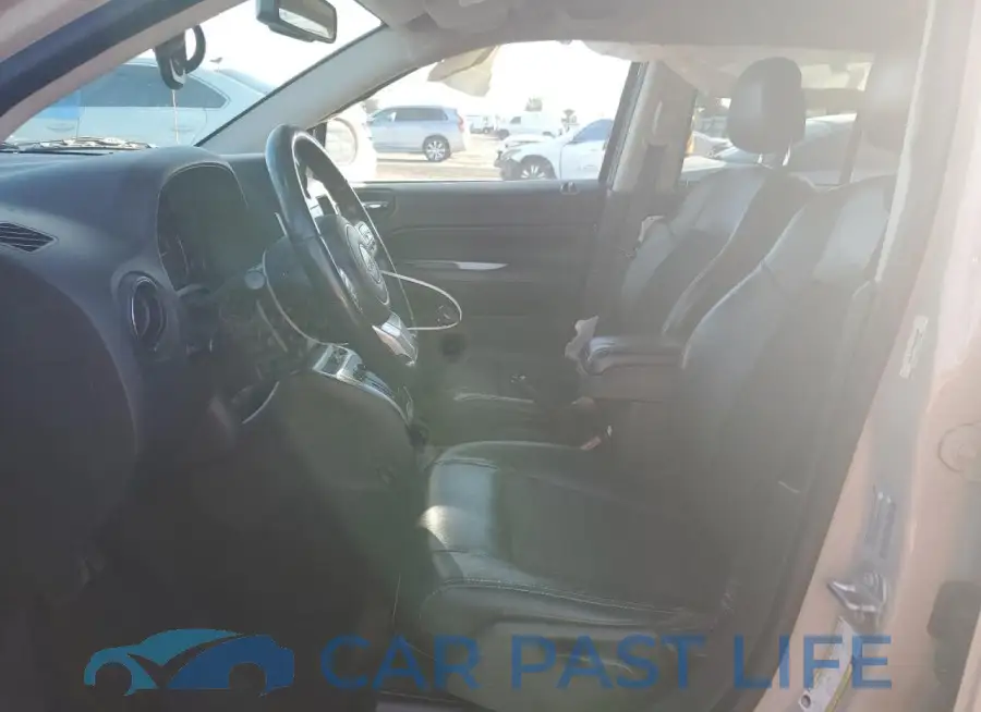 1C4NJDEB0HD208985# 7