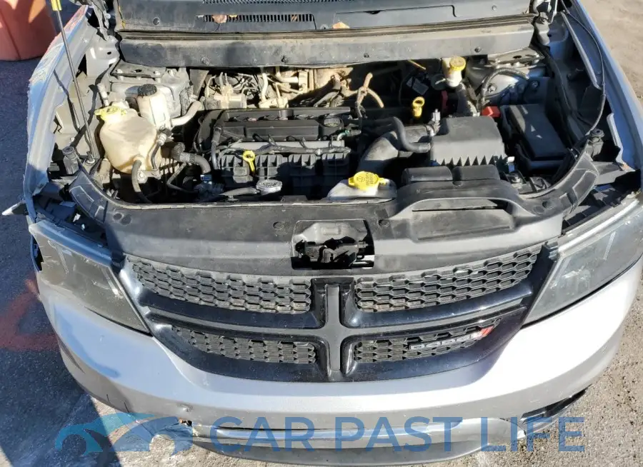 3C4PDCGB3GT141718# 12