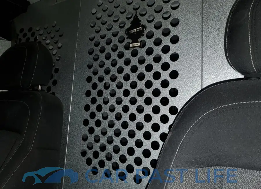 3C6TRVAG1HE525106# 10