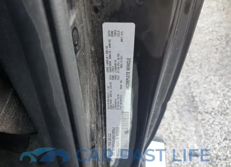 3C7WRSAL5NG192932# 12