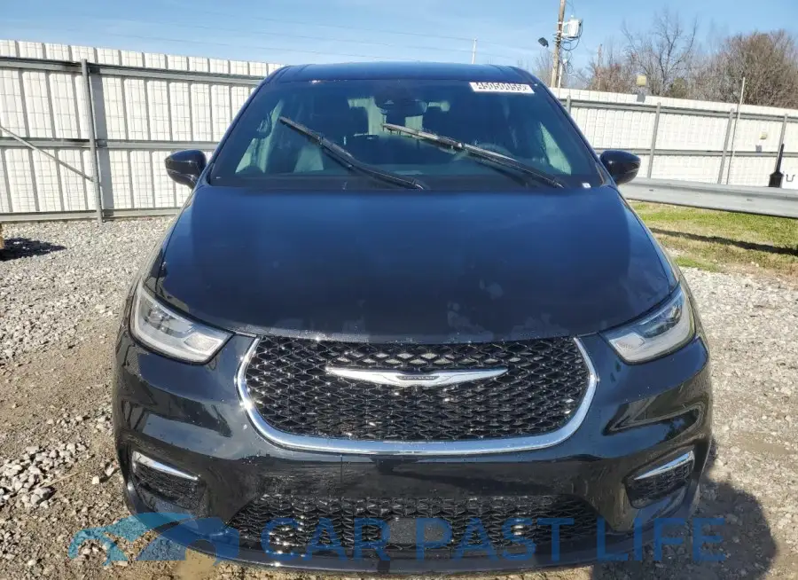 2C4RC1BG4SR502923# 5