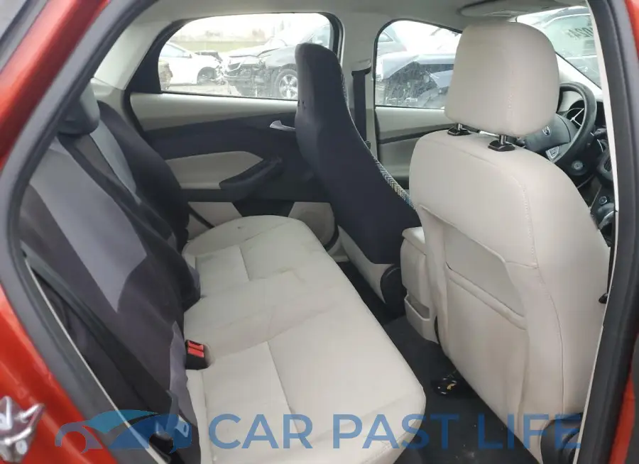 1FADP3F20JL256099# 10