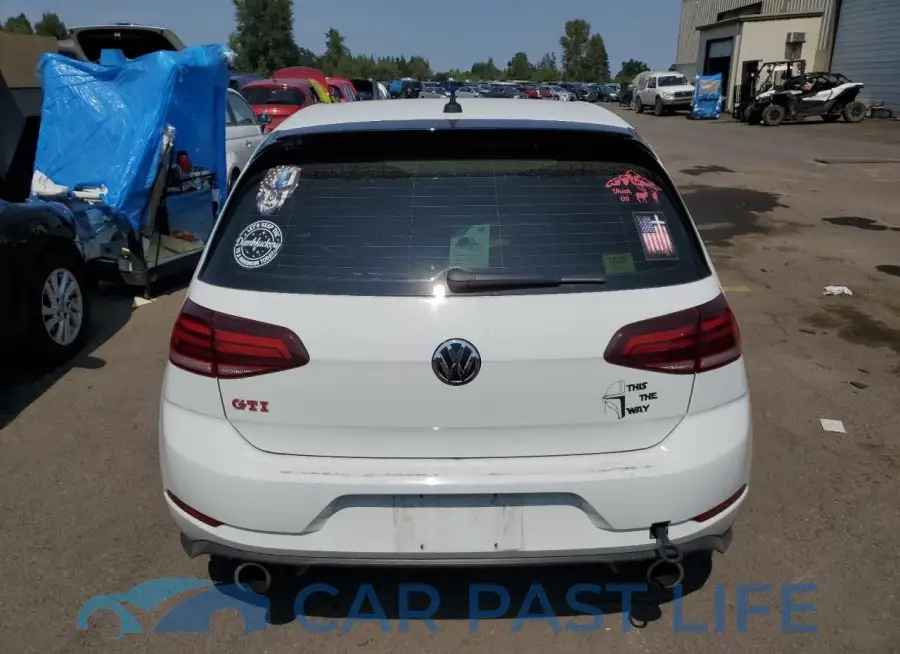3VW5T7AU1MM010690# 6