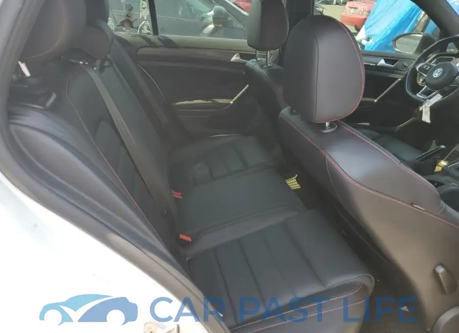 3VW5T7AU1MM010690# 10