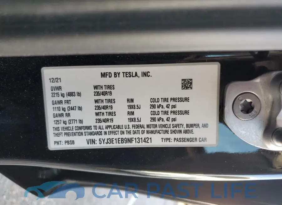 5YJ3E1EB9NF131421# 13