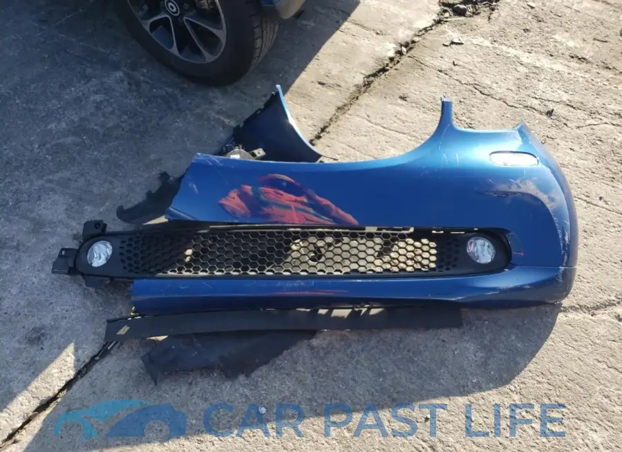 WMEFJ5DA9GK070877# 12