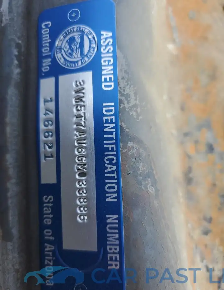 3VW5T7AU6GM033886# 12