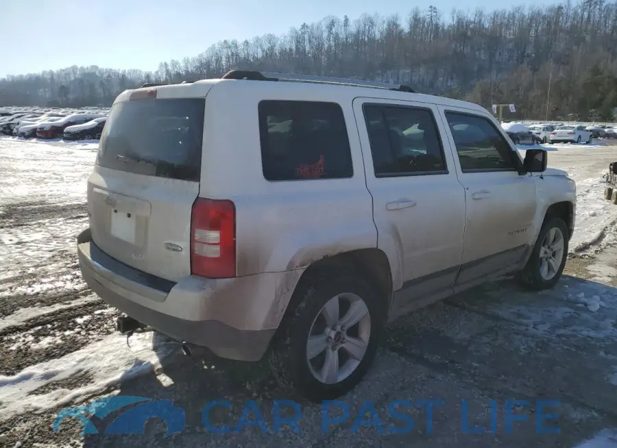 1C4NJRFB2HD205694# 3