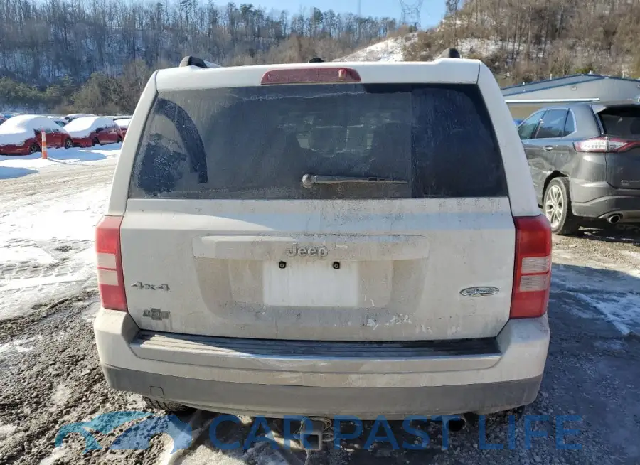 1C4NJRFB2HD205694# 6