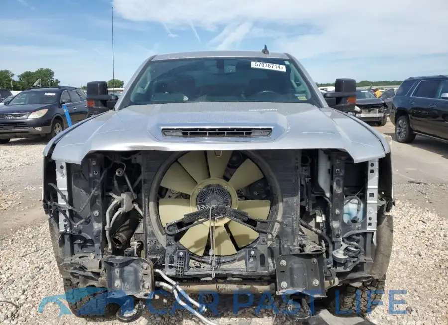 1GT12SEY8JF130728# 5