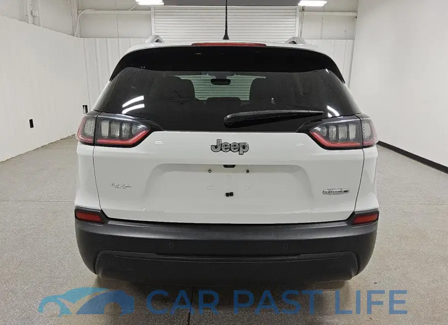 1C4PJLLB8LD592920# 6