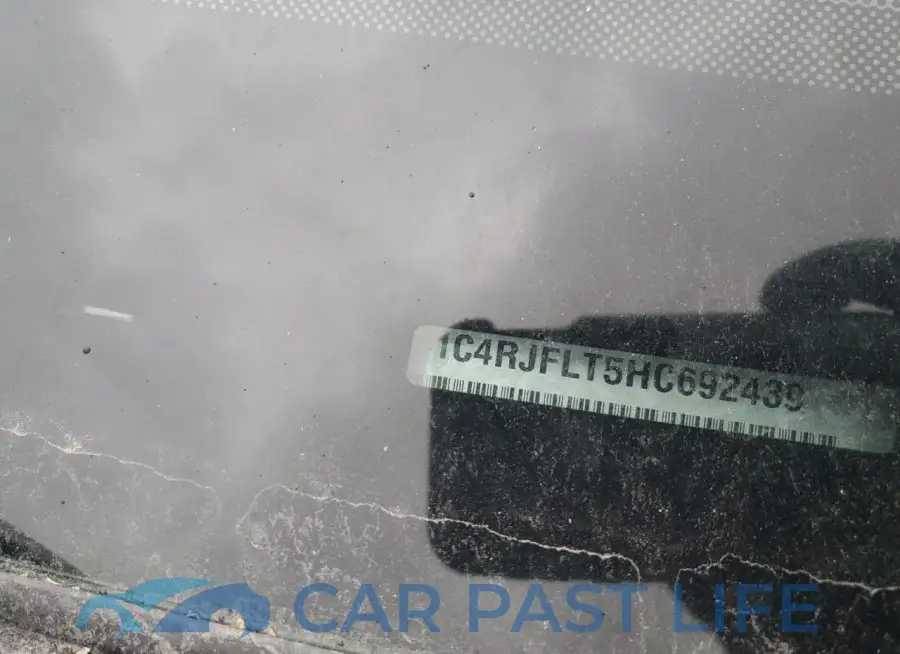 1C4RJFLT5HC692439# 12