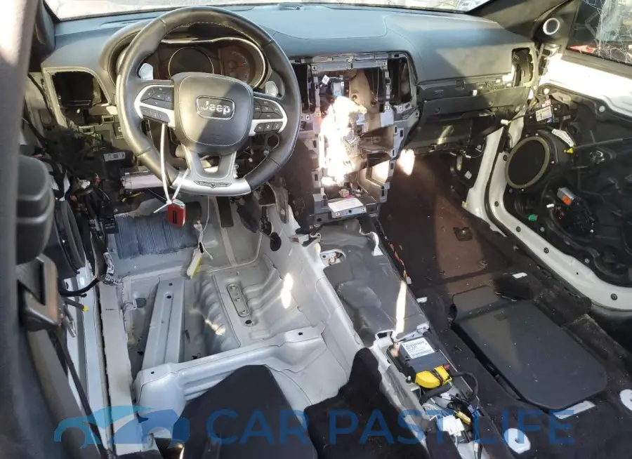 1C4RJFN93JC223907# 8