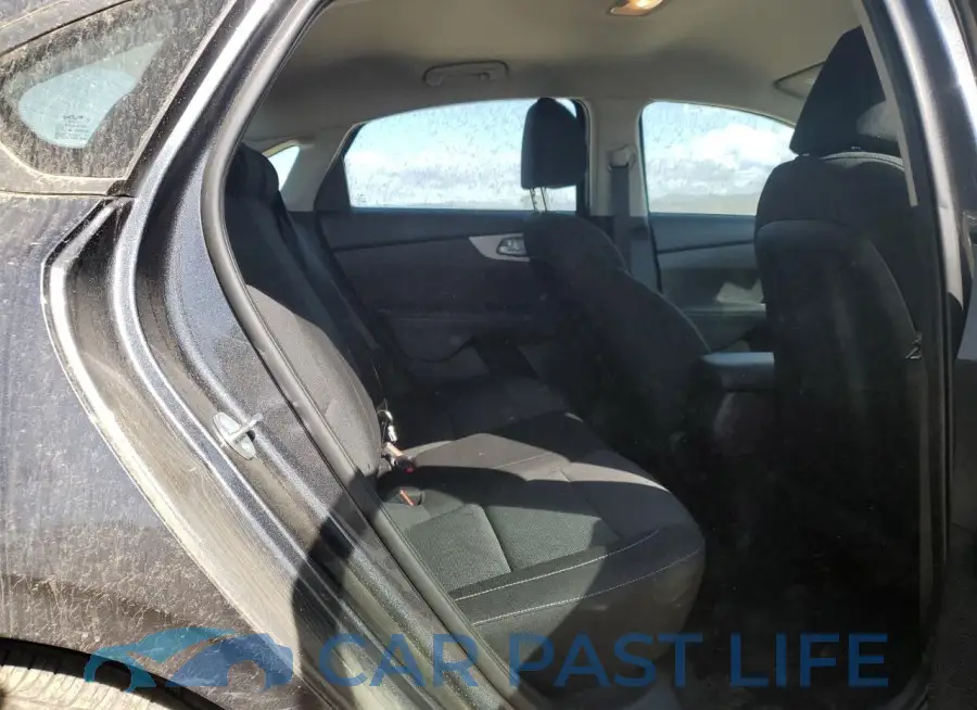 3KPF24AD8PE656543# 10