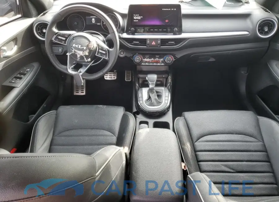 3KPF54AD4RE776043# 8