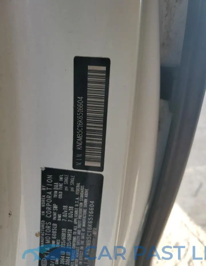 KNDMB5C16K6516604# 13