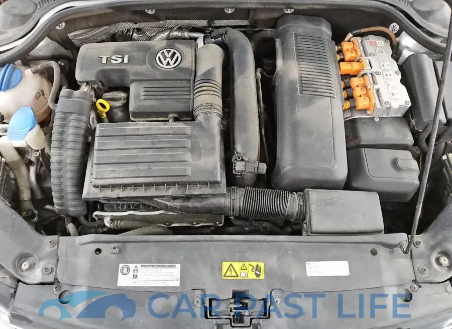 3VW637AJ9GM267529# 11