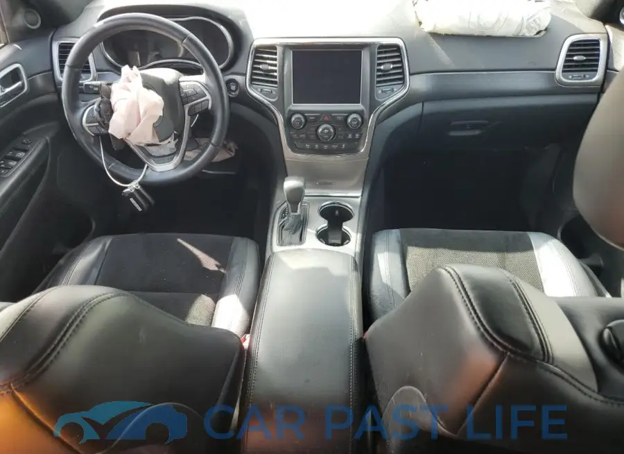 1C4RJFAG3JC220039# 8