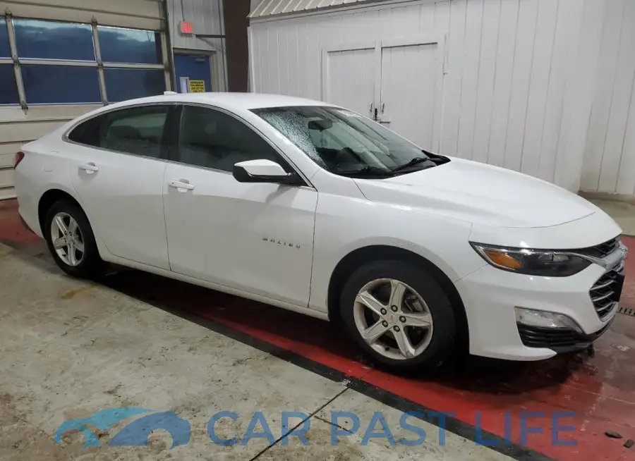 1G1ZD5ST3NF143604# 4