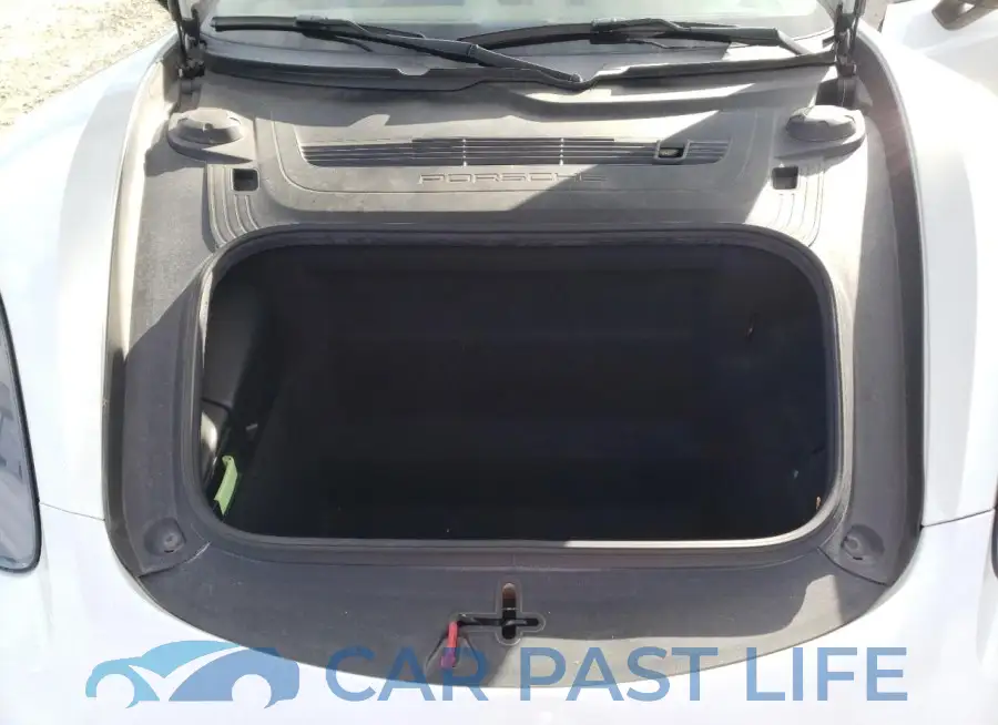 WP0AA2A81HS270209# 11
