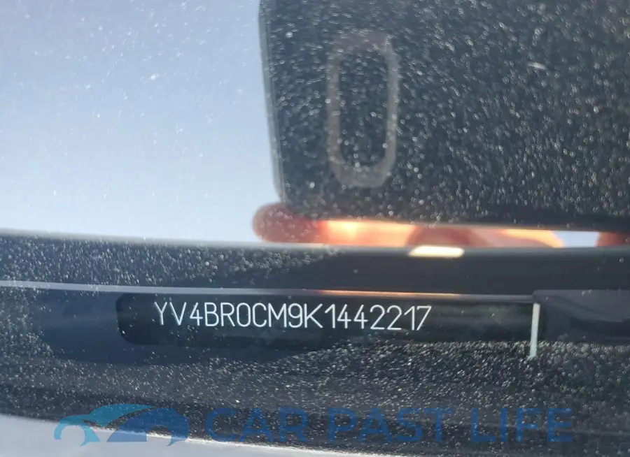 YV4BR0CM9K1442217# 13