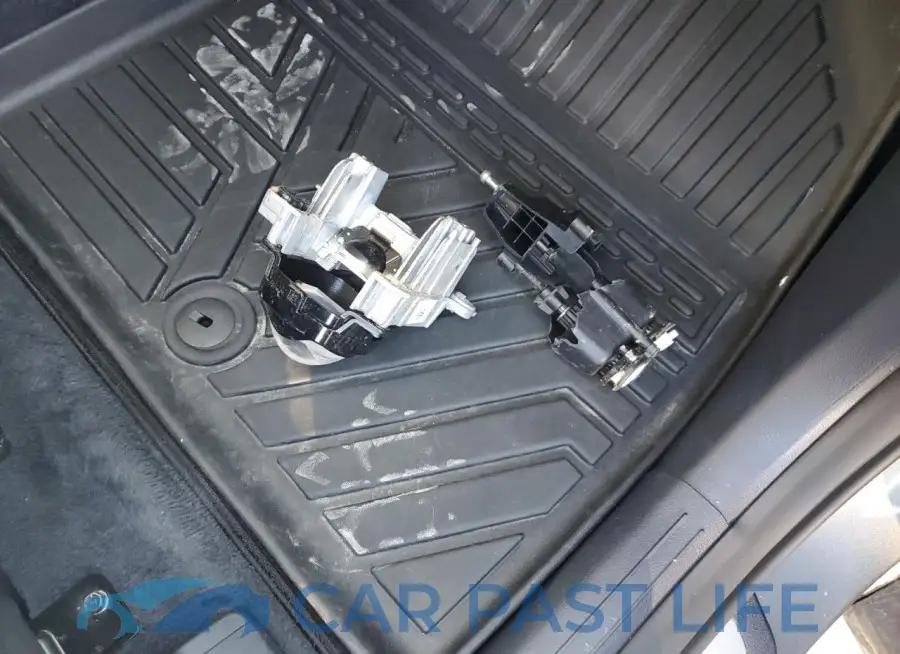 KM8R54GEXRU691735# 12