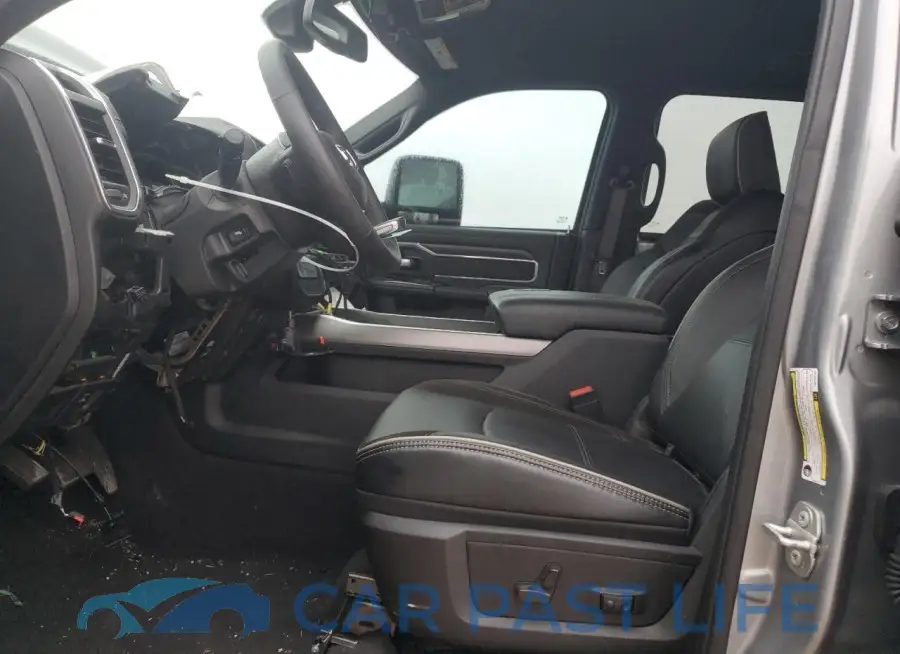 3C63RRJL7RG166158# 7