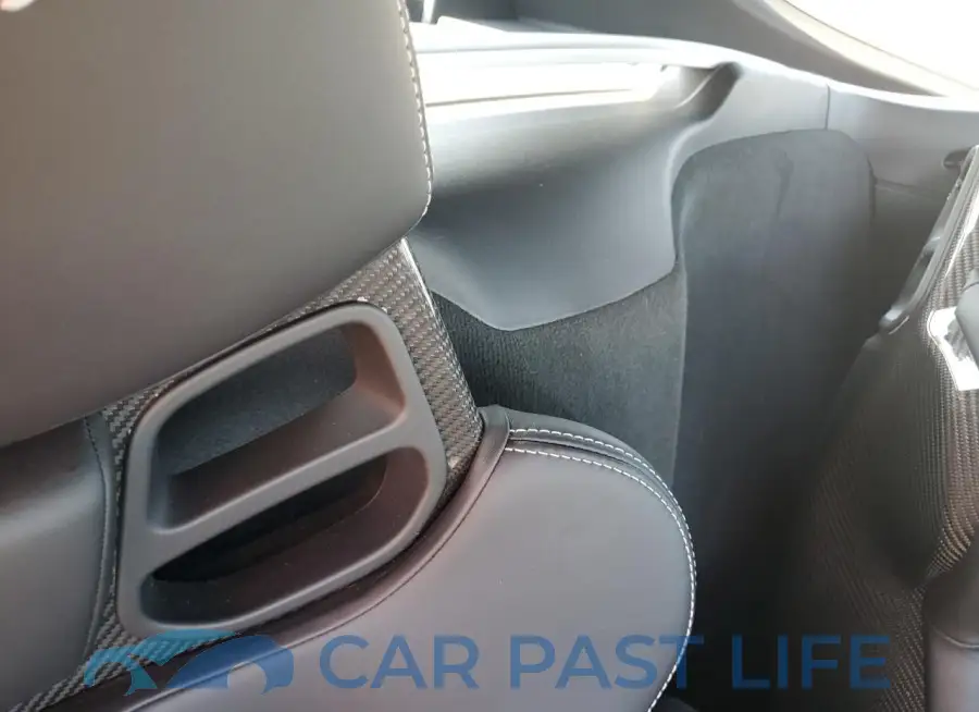 WP0AC2A83LK289671# 10