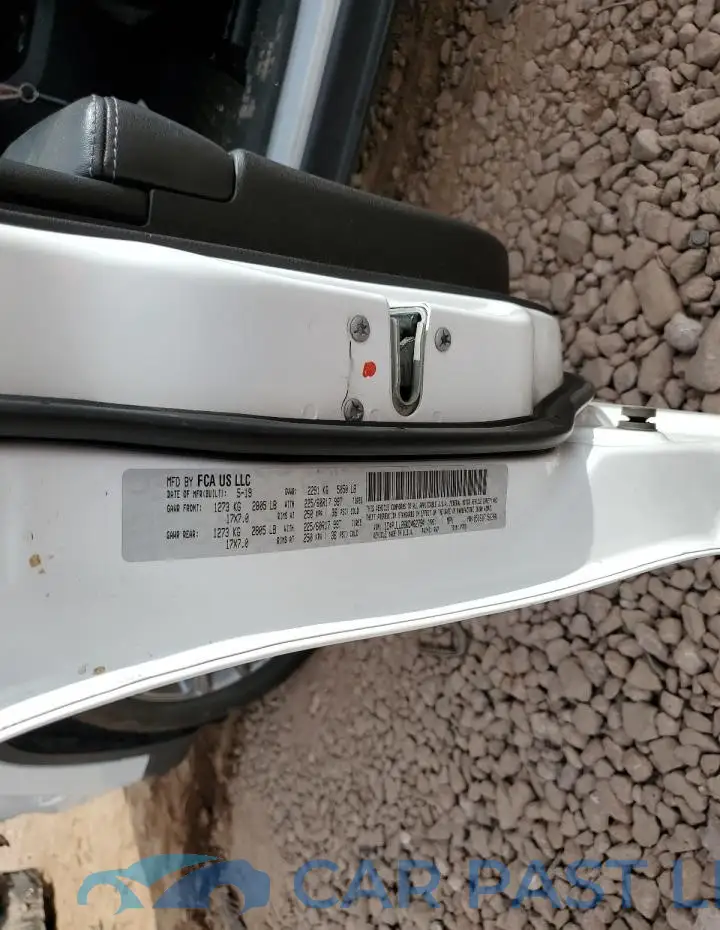 1C4PJLLB6KD462794# 13