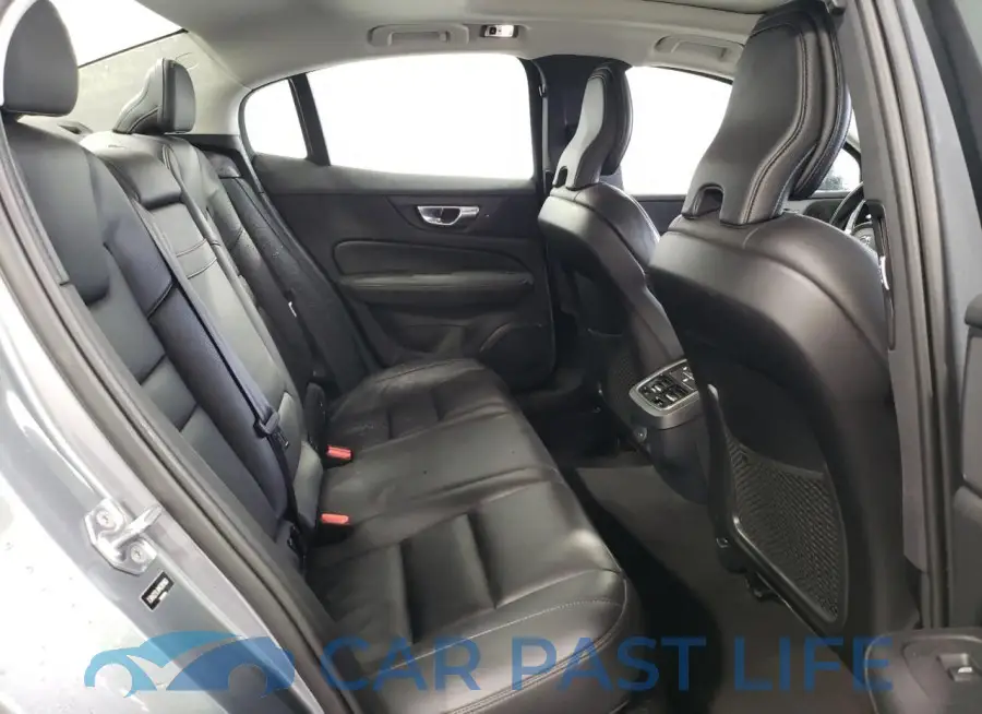 7JRA22TL8MG081960# 10