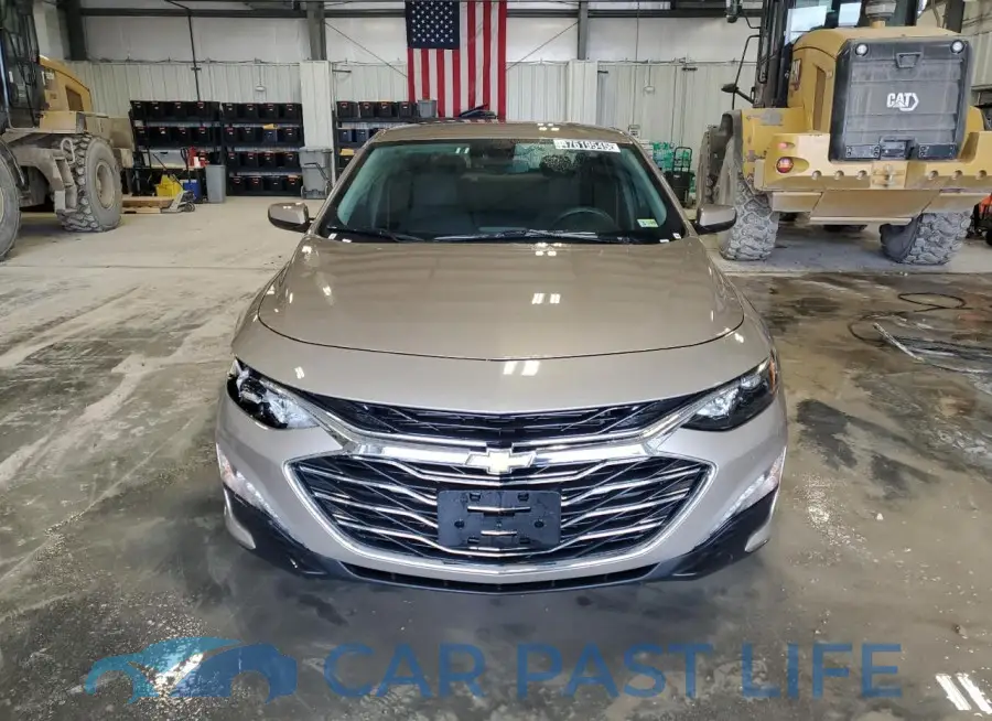 1G1ZD5ST4RF185883# 5
