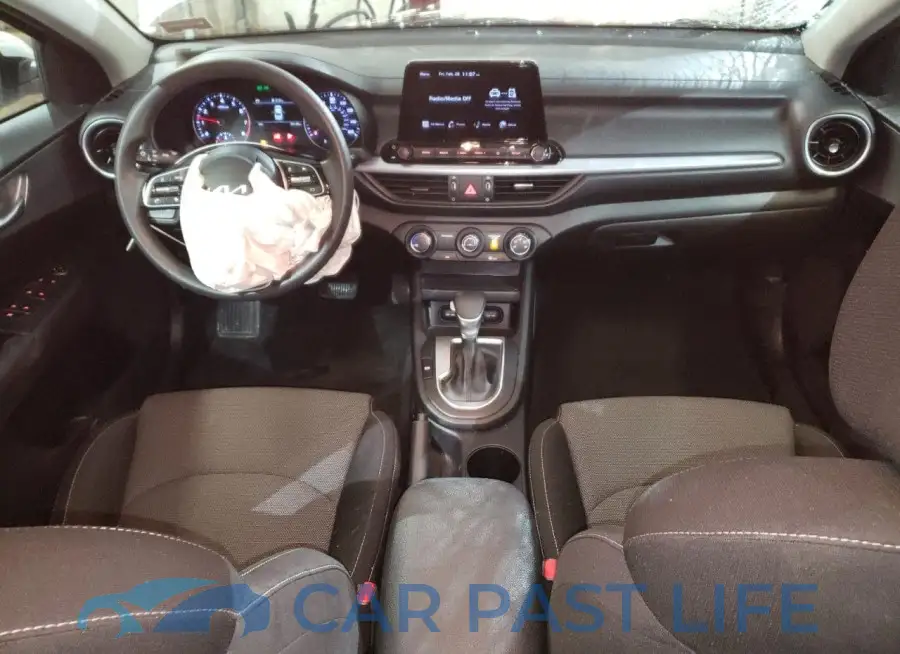 3KPF24AD2PE614997# 8