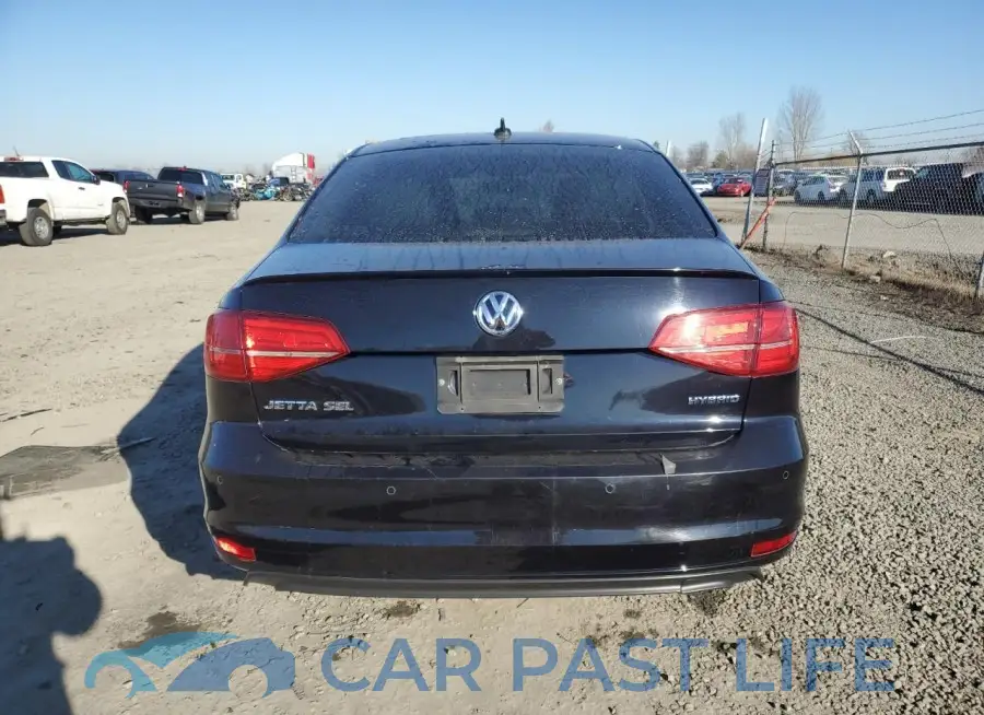 3VW637AJ8GM247272# 6