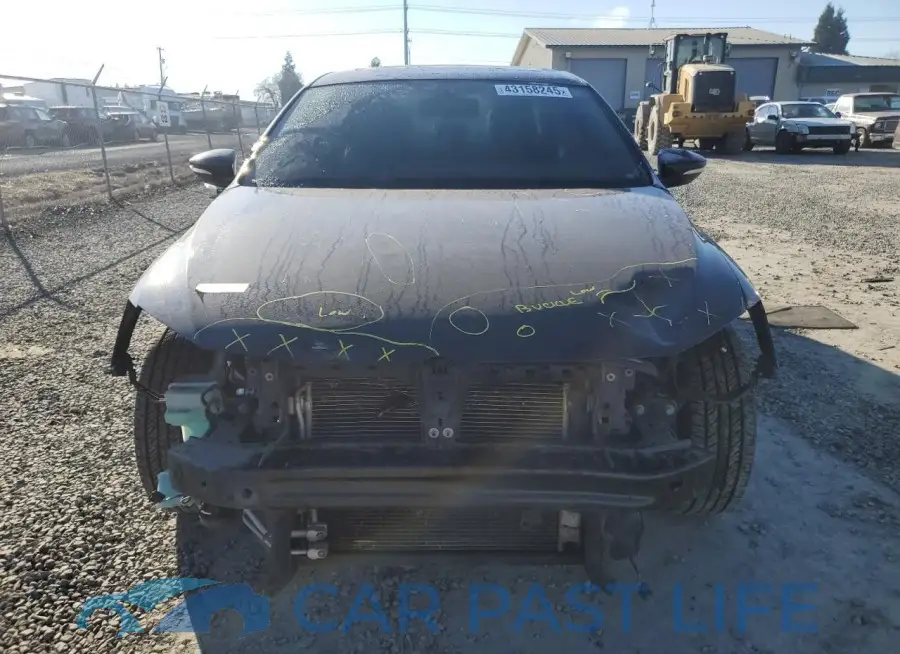 3VW637AJ8GM247272# 5