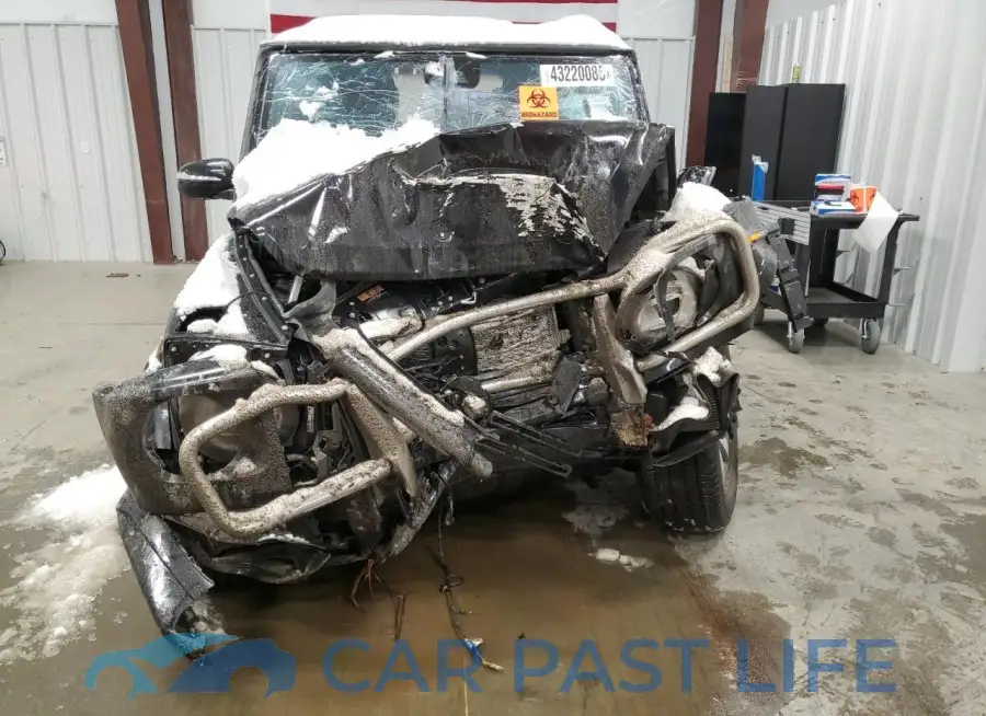 WDCYC6BJ5KX326268# 5