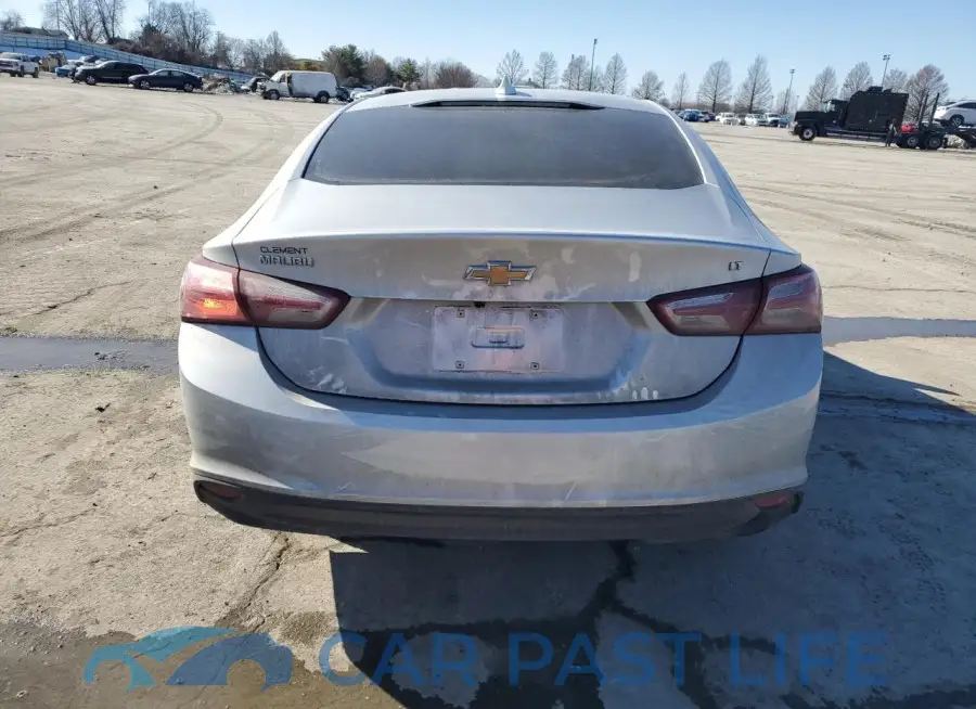 1G1ZD5ST3NF129556# 6