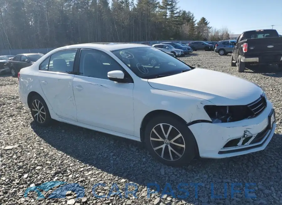 3VWD07AJ2GM355807# 4